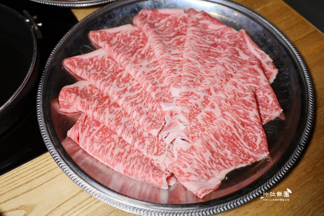 台北火鍋吃到飽『牛小路壽喜燒』正宗日式和牛壽喜燒吃到飽、年節聚餐就來這裡、菜單、捷運中山站 31 台北火鍋吃到飽『牛小路壽喜燒』正宗日式和牛壽喜燒吃到飽、年節聚餐就來這裡、菜單、捷運中山站