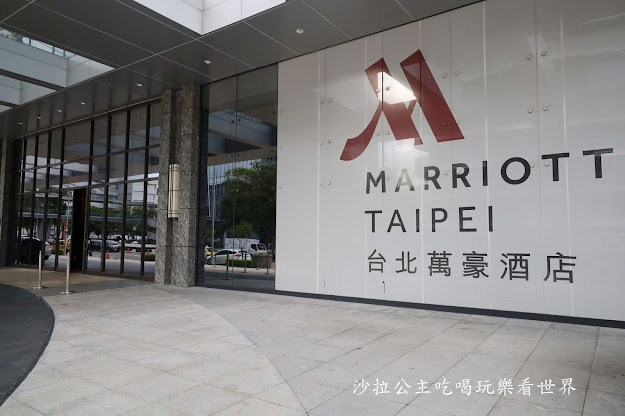 台北住宿推薦『台北萬豪酒店』房間內就可以看到美麗華/捷運劍南路站 2 台北住宿推薦『台北萬豪酒店』房間內就可以看到美麗華/捷運劍南路站