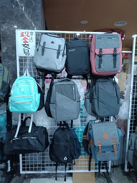 台中豐原行李箱特賣會,工廠直營廠拍990元起,包包、公事包通通有 45 台中豐原行李箱特賣會,工廠直營廠拍990元起,包包、公事包通通有