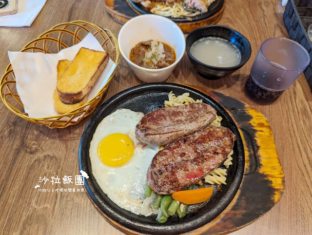 士林牛排『爭厚厚切牛排(士林中山店)』麵包、濃湯、飲料、霜淇淋無限供應 35 士林牛排『爭厚厚切牛排(士林中山店)』麵包、濃湯、飲料、霜淇淋無限供應