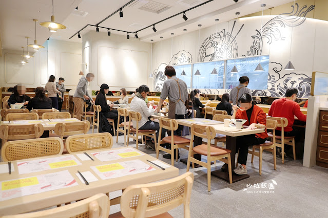 蝦爆了『樂蝦拉麵』全球獨創有鑊氣的拉麵,酸菜金黃魚片雞白湯拉麵好好吃 5 蝦爆了『樂蝦拉麵』全球獨創有鑊氣的拉麵,酸菜金黃魚片雞白湯拉麵好好吃