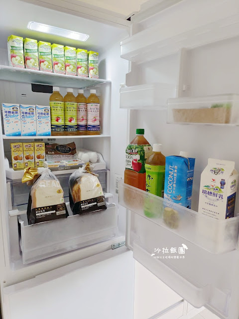 宜蘭恐龍民宿『哥德白色城堡』房間就有大恐龍迎接、露營車 15 宜蘭恐龍民宿『哥德白色城堡』房間就有大恐龍迎接、露營車