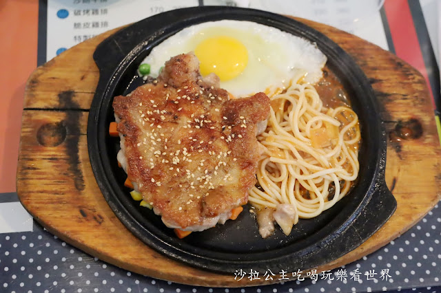 頭城牛排『海王子牛排館』平價牛排/紅茶喝到飽/頭城老街