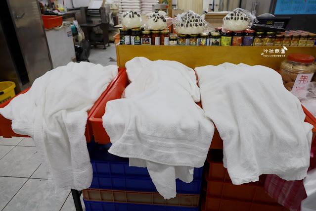 包記饅頭,後山埤美食羊角貼鍋饅頭,台北也有貼鍋饅頭不用到基隆 5 包記饅頭,後山埤美食羊角貼鍋饅頭,台北也有貼鍋饅頭不用到基隆