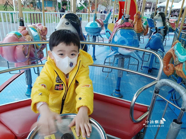 台北士林景點『兒童新樂園』海盜船、摩天輪,買券13項大型遊具玩到飽 29 台北士林景點『兒童新樂園』海盜船、摩天輪,買券13項大型遊具玩到飽
