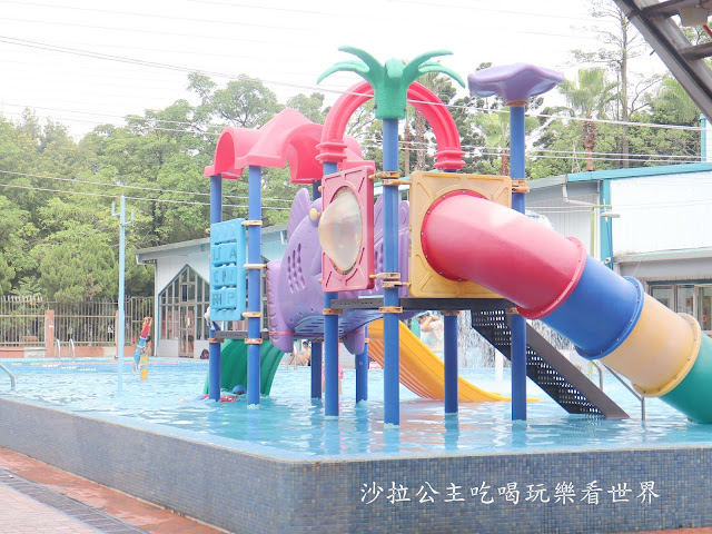 士林特色公園『前港公園』共融遊戲場、天空樹遊戲場溫水游泳池、士林宣原蛋糕專賣店、停車場 36 士林特色公園『前港公園』共融遊戲場、天空樹遊戲場溫水游泳池、士林宣原蛋糕專賣店、停車場