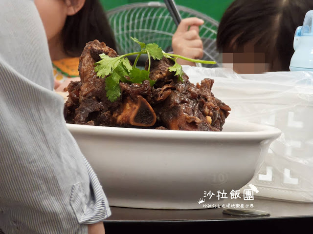 高雄左營美食『金東北私房菜』捲餅、酸白菜鍋、酸菜魚,道地東北瀋陽口味 19 高雄左營美食『金東北私房菜』捲餅、酸白菜鍋、酸菜魚,道地東北瀋陽口味