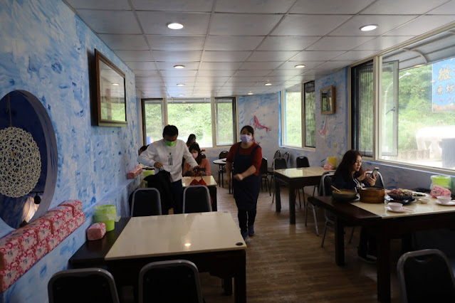 龜吼漁港美食『阿嬌海鮮館』浮誇系小卷米粉、金字塔炒飯必點、菜單 14 龜吼漁港美食『阿嬌海鮮館』浮誇系小卷米粉、金字塔炒飯必點、菜單