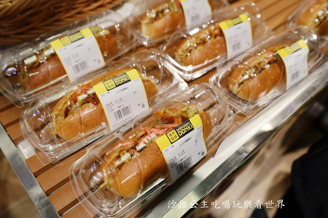 日本最大型的連鎖便利店和折扣店『驚安殿堂‧唐吉訶德』插旗西門町 38 日本最大型的連鎖便利店和折扣店『驚安殿堂‧唐吉訶德』插旗西門町