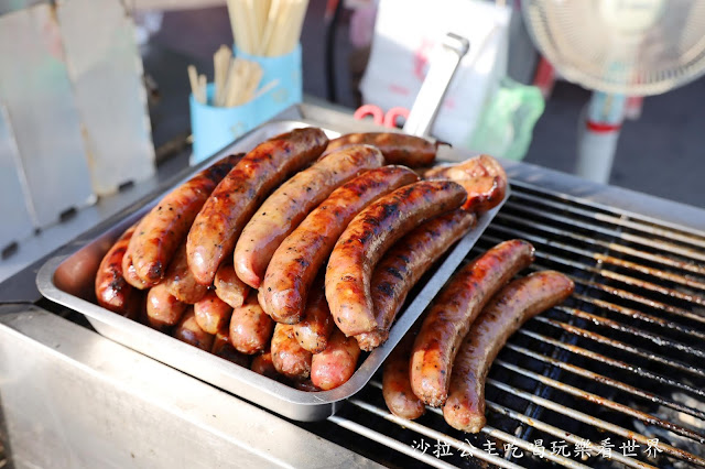 彭于晏吃過的日月潭美食『大石頭燒烤』夾心豆干.紅茶香菇.山豬香腸 13 彭于晏吃過的日月潭美食『大石頭燒烤』夾心豆干.紅茶香菇.山豬香腸