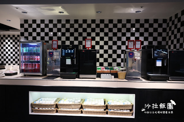 台北車站吃到飽『台北凱撒大飯店Checkers自助餐廳』威靈頓牛排、紅白酒、啤酒喝到飽 44 台北車站吃到飽『台北凱撒大飯店Checkers自助餐廳』威靈頓牛排、紅白酒、啤酒喝到飽