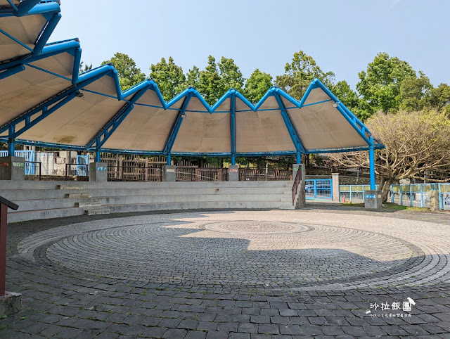 漫步雲端S型空中步道『碧山巖露營場』內湖約會景點，視野超棒