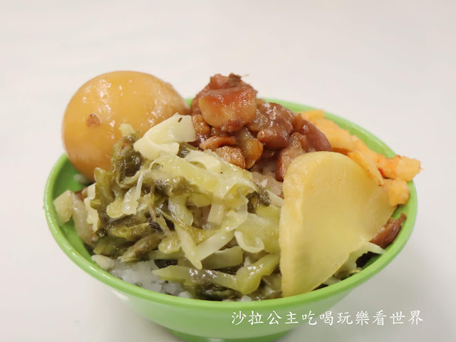 三重美食/小吃『五燈獎豬腳魯肉飯』三重四大滷肉飯/韓國白鐘元來台推薦小吃/辣蘿蔔無限供應 20 三重美食/小吃『五燈獎豬腳魯肉飯』三重四大滷肉飯/韓國白鐘元來台推薦小吃/辣蘿蔔無限供應