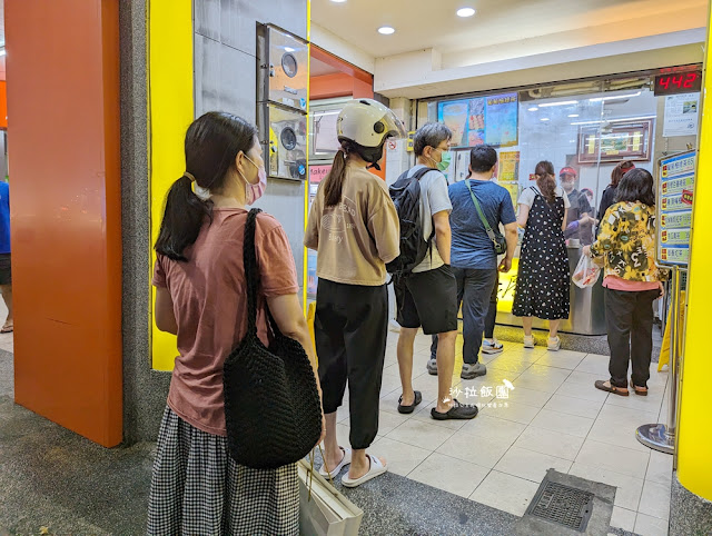 嘉義文化夜市必喝『源興御香屋』葡萄柚綠茶清爽好喝 3 嘉義文化夜市必喝『源興御香屋』葡萄柚綠茶清爽好喝