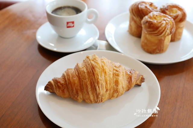 台北輕食.下午茶『歐華酒店-歐麗蛋糕坊』巨無霸紅麴雞腿堡/芒果季限定蛋糕.甜點 10 台北輕食.下午茶『歐華酒店-歐麗蛋糕坊』巨無霸紅麴雞腿堡/芒果季限定蛋糕.甜點