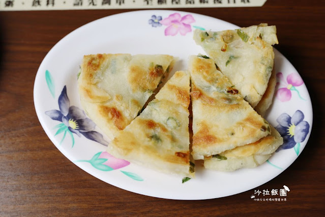 南投中興新村美食『梅園餡餅粥』用餐時間一位難求,40年老店 22 南投中興新村美食『梅園餡餅粥』用餐時間一位難求,40年老店