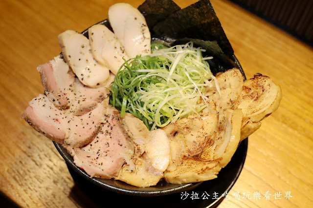 排隊像掉到水裡都要排加麵不加價『隱家拉麵』士林美食推薦、捷運士林站 19 排隊像掉到水裡都要排加麵不加價『隱家拉麵』士林美食推薦、捷運士林站