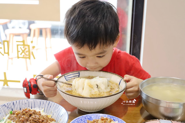 礁溪人氣爆棚大滷鍋『三民大飯店』一天只營業五小時、大碗又便宜 25 礁溪人氣爆棚大滷鍋『三民大飯店』一天只營業五小時、大碗又便宜