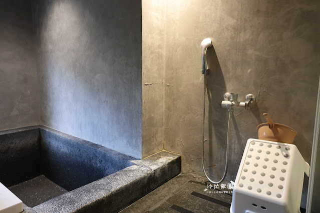 烏來泡湯『烏來旅晨溫泉民宿』湯屋‧客房可俯視烏來老街 13 烏來泡湯『烏來旅晨溫泉民宿』湯屋‧客房可俯視烏來老街