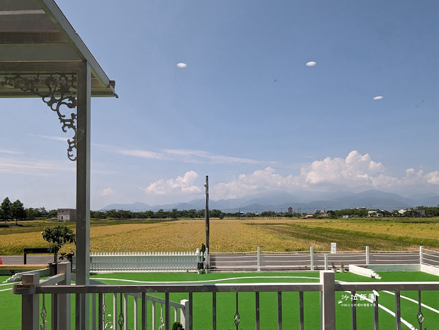 宜蘭恐龍民宿『哥德白色城堡』房間就有大恐龍迎接、露營車 4 宜蘭恐龍民宿『哥德白色城堡』房間就有大恐龍迎接、露營車