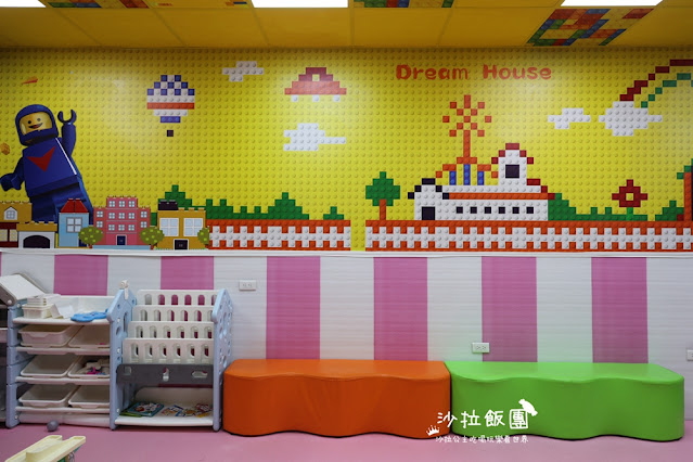 苗栗頭份親子飯店『苗栗馥藝金鬱金香酒店』溫馨家庭房、親子主題房 11 苗栗頭份親子飯店『苗栗馥藝金鬱金香酒店』溫馨家庭房、親子主題房