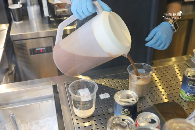 東區港式茶飲『贏到足茶鋪』港式絲襪奶茶、冰火菠蘿油、茶走 12 東區港式茶飲『贏到足茶鋪』港式絲襪奶茶、冰火菠蘿油、茶走