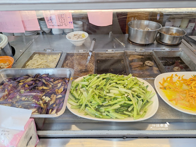 嘉義火車站前三雅嘉義火雞肉飯50年老店 6 嘉義火車站前三雅嘉義火雞肉飯50年老店