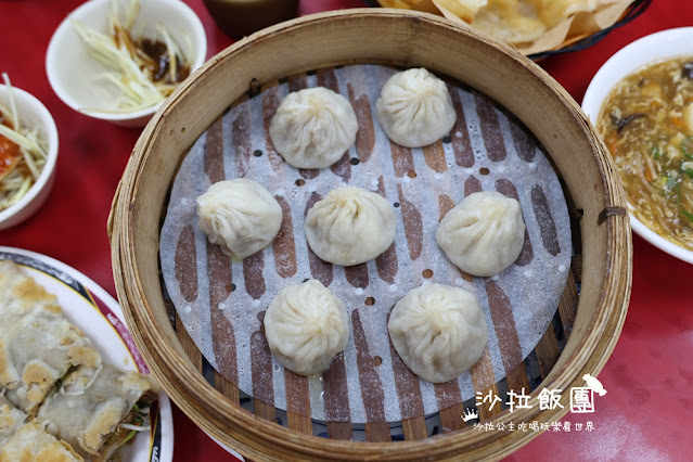 高雄苓雅美食『厚得福湯包麵食專賣店』紅茶、豆漿免費喝,平日也要排隊 52 高雄苓雅美食『厚得福湯包麵食專賣店』紅茶、豆漿免費喝,平日也要排隊