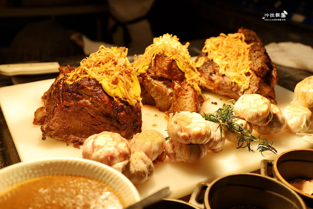 全台最高吃到飽『50樓Café』新北耶誕城夜景盡收眼底 79 全台最高吃到飽『50樓Café』新北耶誕城夜景盡收眼底