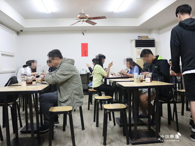 士林天母排隊人氣美食『阿堂鍋貼』餡料飽滿 3 士林天母排隊人氣美食『阿堂鍋貼』餡料飽滿