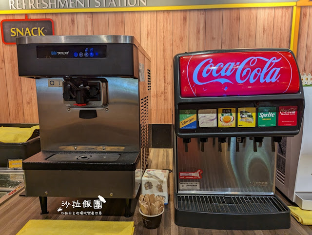 士林牛排『爭厚厚切牛排(士林中山店)』麵包、濃湯、飲料、霜淇淋無限供應 25 士林牛排『爭厚厚切牛排(士林中山店)』麵包、濃湯、飲料、霜淇淋無限供應