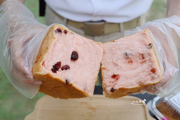 已停業台北生意超好麵包店『小鳥吃吐司內湖店』內科人吃起來 28 已停業台北生意超好麵包店『小鳥吃吐司內湖店』內科人吃起來