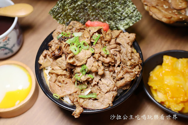 三重燒肉丼/為了這一碗還沒開始營業就來報到『牛丁次郎坊』138元起霜淇淋.雞白湯.冬瓜檸檬無限供應 21 三重燒肉丼/為了這一碗還沒開始營業就來報到『牛丁次郎坊』138元起霜淇淋.雞白湯.冬瓜檸檬無限供應