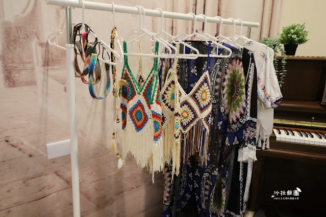 宜蘭恐龍民宿『哥德白色城堡』房間就有大恐龍迎接、露營車 44 宜蘭恐龍民宿『哥德白色城堡』房間就有大恐龍迎接、露營車