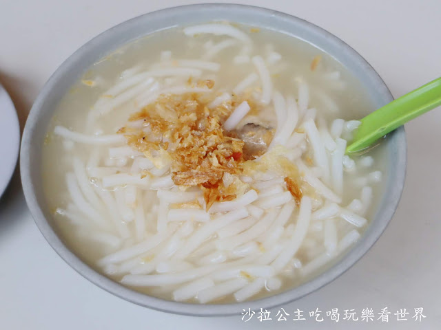 淡水美食/食尚玩家推薦『美姨古早味米粉湯』大腸煎/香腸/淡水老街/淡水小吃/捷運淡水站