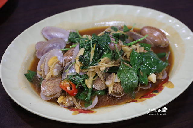 阿嬌萬里蟹萬里超強海鮮餐廳,下雨天也要排隊吃 15 阿嬌萬里蟹萬里超強海鮮餐廳,下雨天也要排隊吃