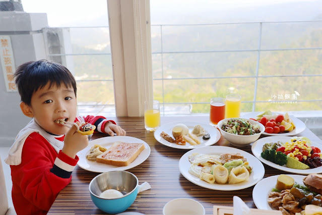 最新星空露營車『自然風情景觀渡假民宿』3000坪超大草坪小孩放電好地方 117 最新星空露營車『自然風情景觀渡假民宿』3000坪超大草坪小孩放電好地方