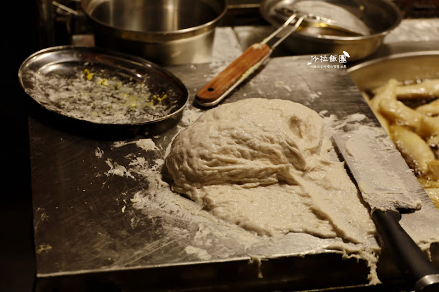 冬山夜市超人氣排隊美食『94旗魚黑輪』5種口味任選 10 冬山夜市超人氣排隊美食『94旗魚黑輪』5種口味任選