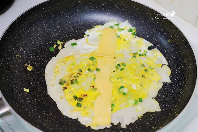 食譜『粉漿蛋餅』懷念古早味蛋餅的味道/滿滿蔥花香 8 食譜『粉漿蛋餅』懷念古早味蛋餅的味道/滿滿蔥花香