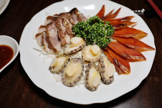 年菜推薦『田言小館』外帶年菜金牌脆皮雞、上湯鮑魚佛跳牆、霸氣海鮮羹 11 年菜推薦『田言小館』外帶年菜金牌脆皮雞、上湯鮑魚佛跳牆、霸氣海鮮羹