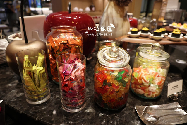 台北最美buffet推出平日四人同行一人免費,海味狂饗夏日海鮮季開跑了 48 台北最美buffet推出平日四人同行一人免費,海味狂饗夏日海鮮季開跑了