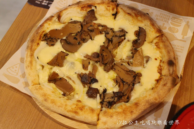 士林美食香菜披薩『堤諾義式比薩Tinos Pizza Café(士林中正門市)』 34 士林美食香菜披薩『堤諾義式比薩Tinos Pizza Café(士林中正門市)』