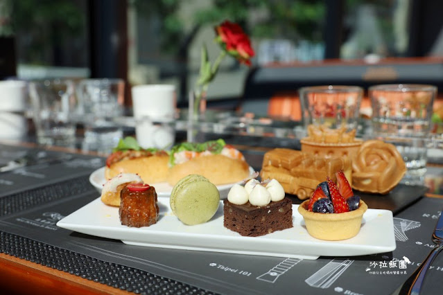 全台第一輛台北雙層餐車『晶華酒店下午茶、晚餐』用不一樣的高度看台北 26 全台第一輛台北雙層餐車『晶華酒店下午茶、晚餐』用不一樣的高度看台北