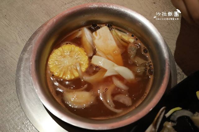 台北火鍋吃到飽『鍋爸涮涮鍋(西門店)』萬華西門町平價火鍋/各式海鮮/肉品/座位舒適 36 台北火鍋吃到飽『鍋爸涮涮鍋(西門店)』萬華西門町平價火鍋/各式海鮮/肉品/座位舒適