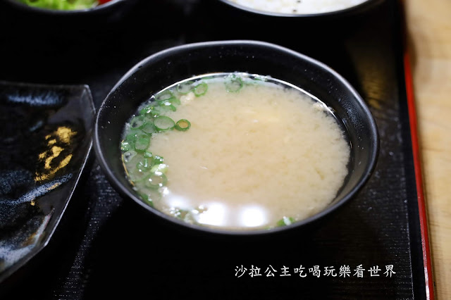 老店新開『日式攤日式食堂』飲料無限供應.生魚片定食.丼飯.菜單.士林捷運美食 16 老店新開『日式攤日式食堂』飲料無限供應.生魚片定食.丼飯.菜單.士林捷運美食