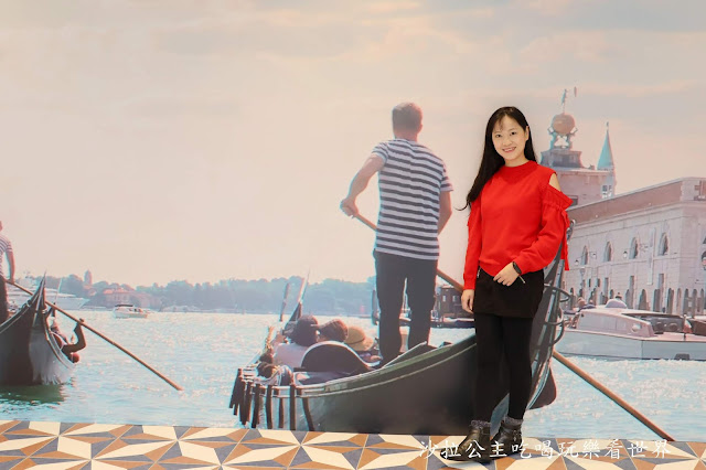 台中景點『麗寶Outlet Mall』打造"小義大利"/全台首間"歐式鐘樓"星巴克鐘樓門市/木育森林 4 台中景點『麗寶Outlet Mall』打造"小義大利"/全台首間"歐式鐘樓"星巴克鐘樓門市/木育森林