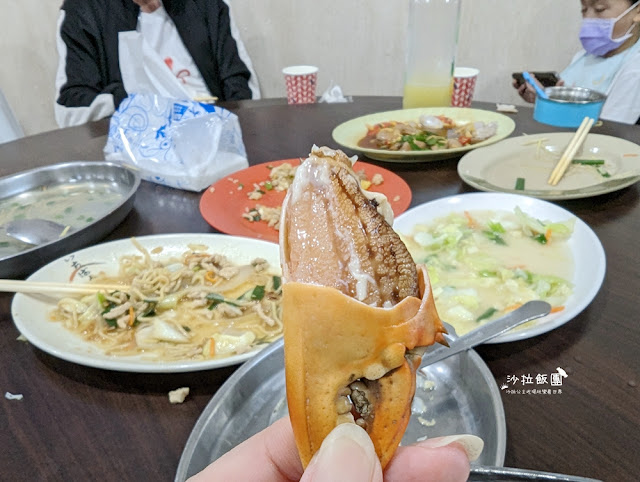 阿嬌萬里蟹萬里超強海鮮餐廳,下雨天也要排隊吃 29 阿嬌萬里蟹萬里超強海鮮餐廳,下雨天也要排隊吃