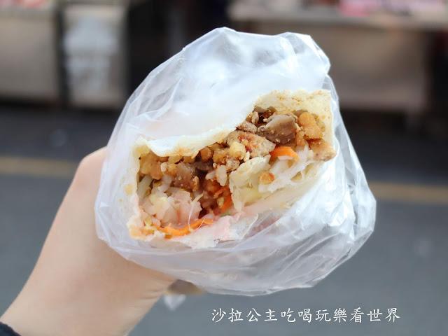 新竹城隍廟必吃美食『郭家潤餅』『梅花雞蛋糕』『苗楊冬瓜仙草絲』新竹美食/小吃