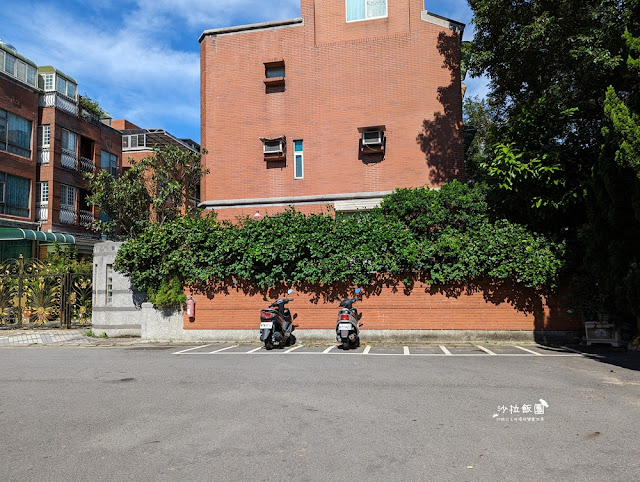 新北親子景點林口樂活公園捷運主題公園,4米高「車廂溜滑梯」超刺激 5 新北親子景點林口樂活公園捷運主題公園,4米高「車廂溜滑梯」超刺激