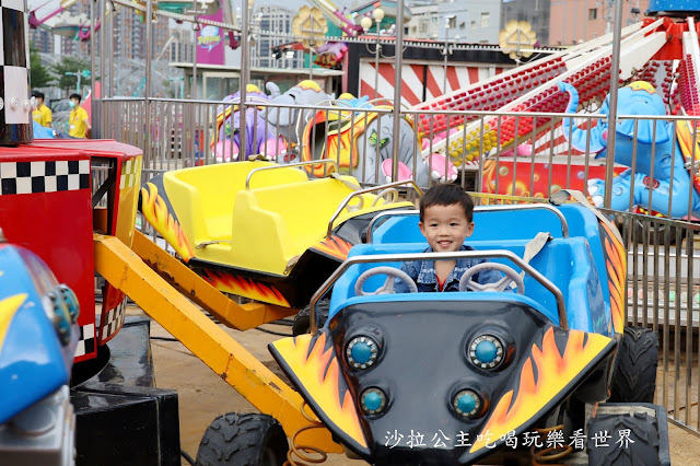 桃園景點『桃園青埔JETS嘉年華』尖叫摩天輪.翱翔天際.驚滔駭浪.美食街 33 桃園景點『桃園青埔JETS嘉年華』尖叫摩天輪.翱翔天際.驚滔駭浪.美食街